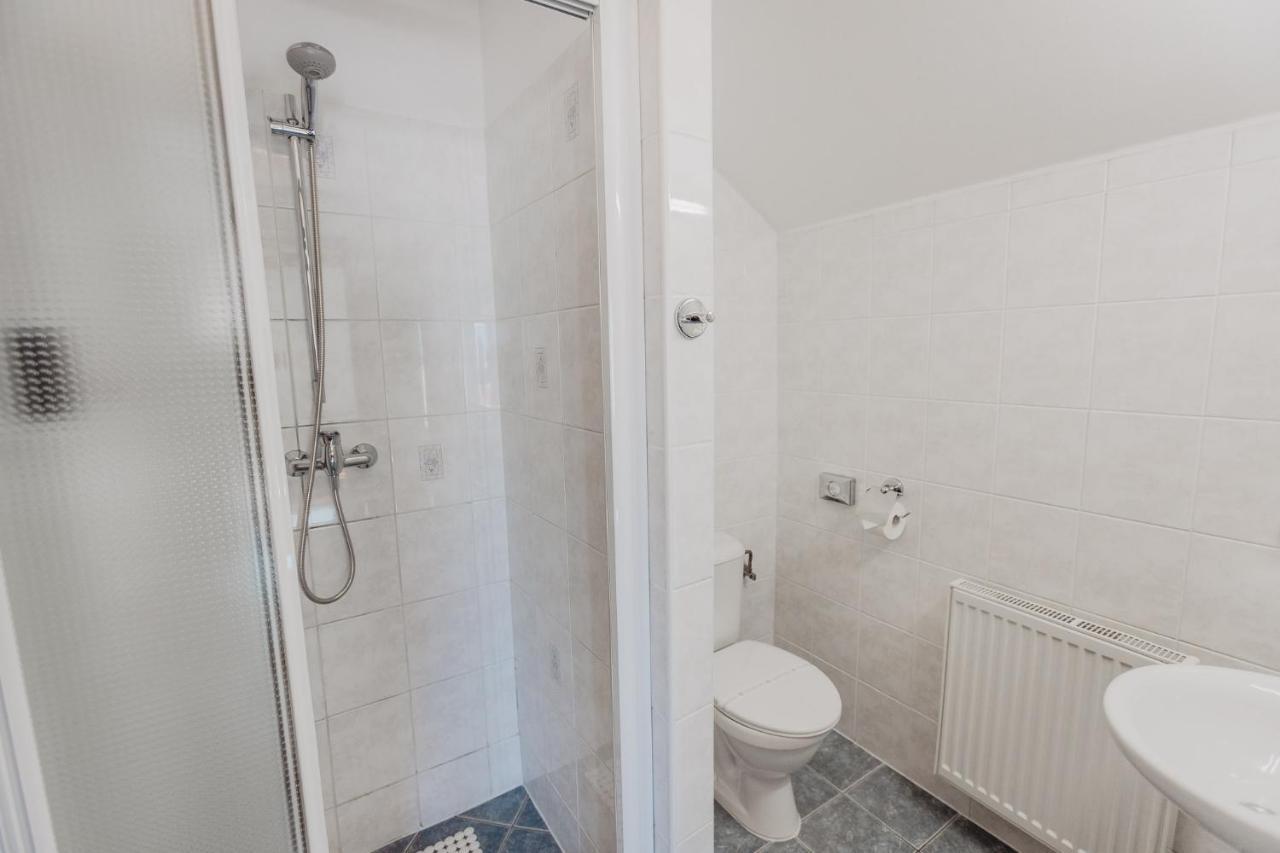 Hotel U Valdicke Brany Їчін Екстер'єр фото