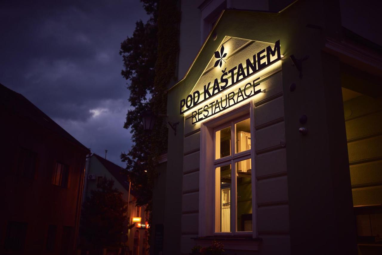 Hotel U Valdicke Brany Їчін Екстер'єр фото